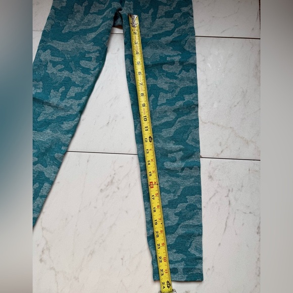 NVGTN Teal Camo High Waisted Leggings; size small - Picture 5 of 6